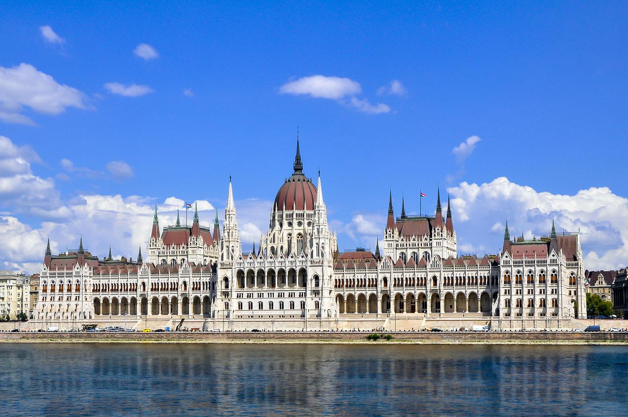 Budimpešta, Mađarska - 21. maj i 11. jun