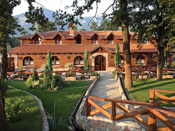 Manastir Lešje - Etno selo Balašević - Borsko jezero, Srbija - više destinacija