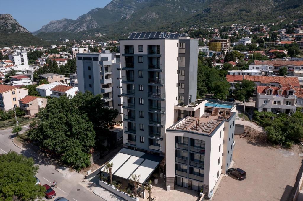 Hotel N , Crna Gora - Sutomore