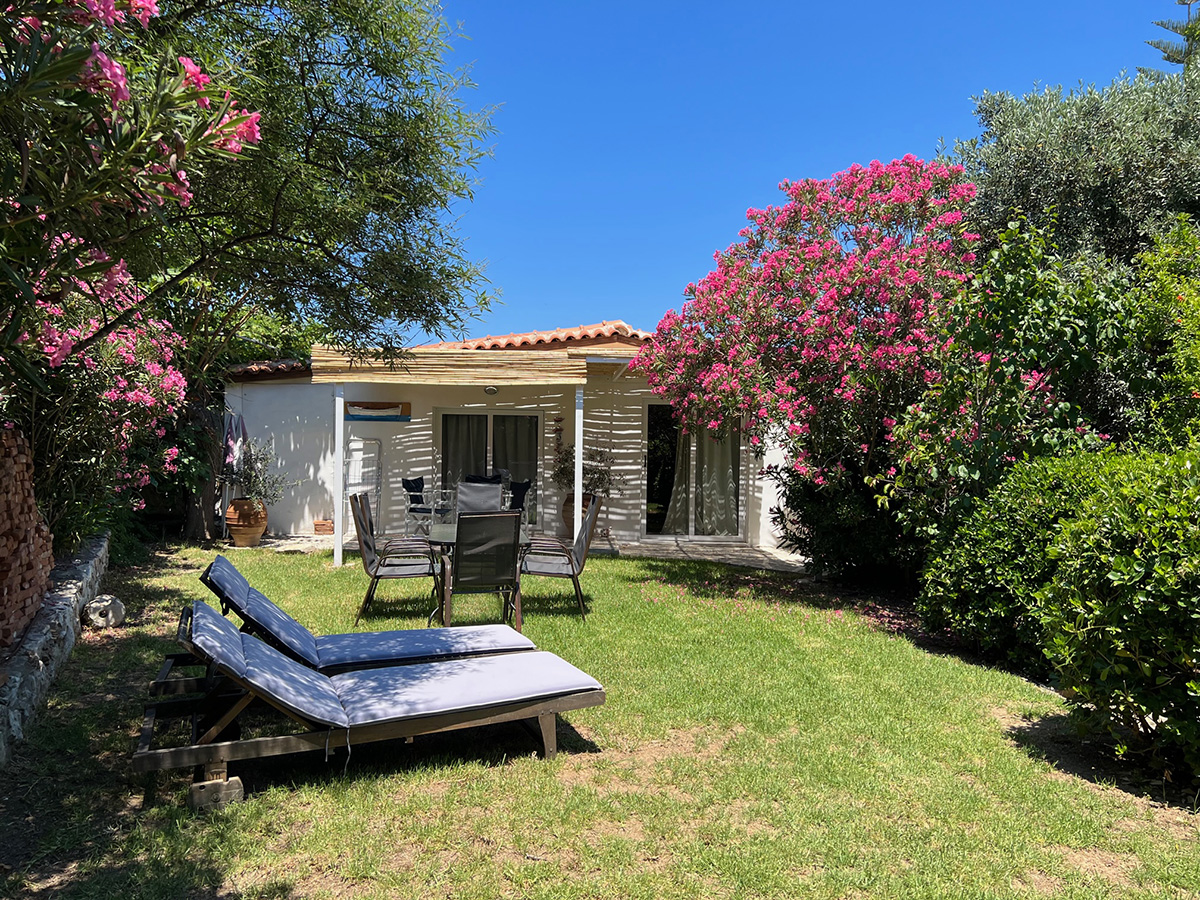 Vila Vasilis, Skiatos - Grad Skiatos