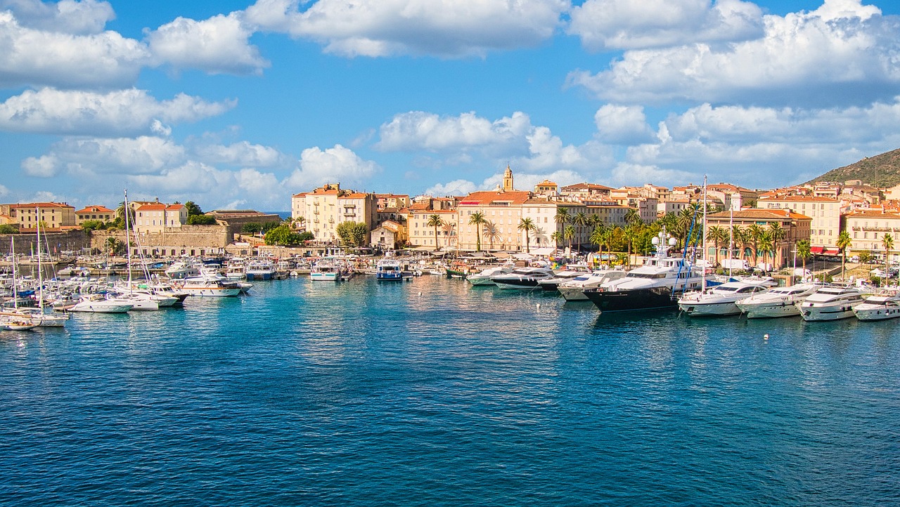 Korzika, Francuska - više destinacija