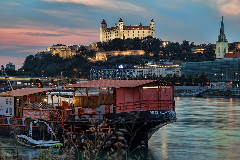 Beč – Bratislava, Austrija i Slovačka - više destinacija